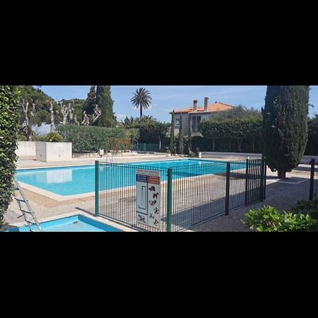 Appt St Tropez ,Magnifique T2, Piscine ,Terrasse, Emplacement Ideal ,Front De Mer, แซ็ง-ทรอเป ภายนอก รูปภาพ